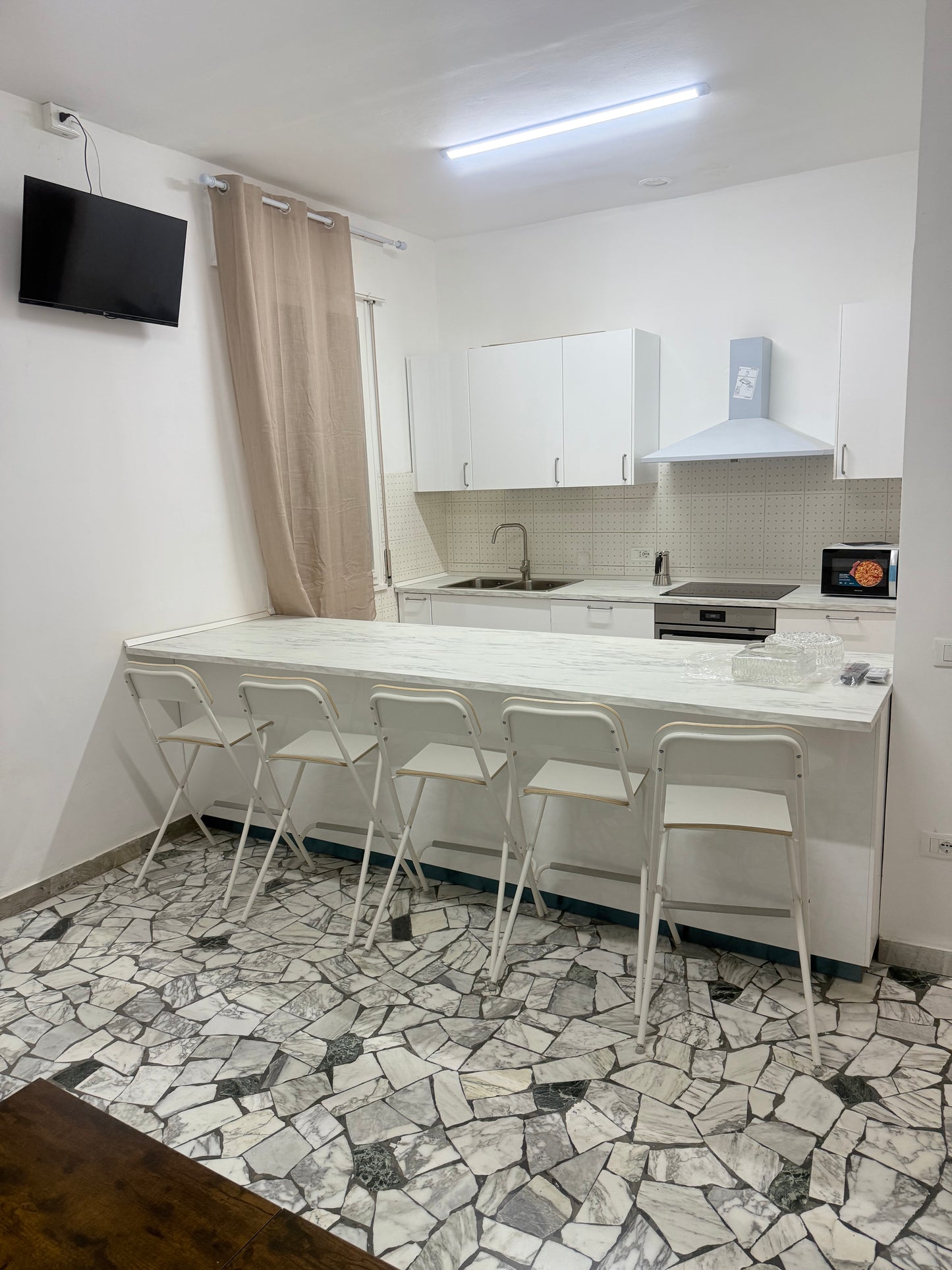Stanza doppia Via Piovese 105