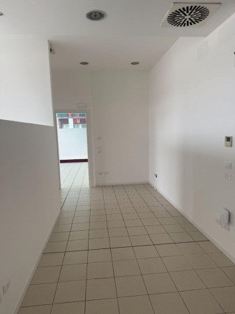 Commercial premises for rent - Padua