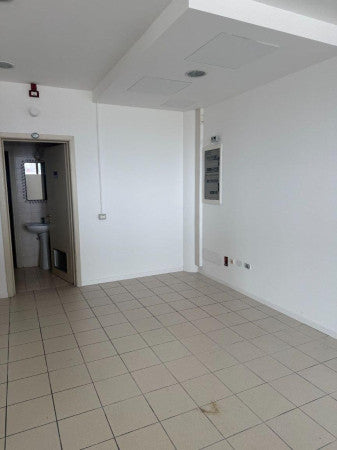 Commercial premises for rent - Padua