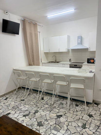Stanza doppia Via Piovese 105